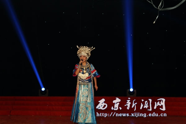 师生共庆元旦佳节文艺晚会举行