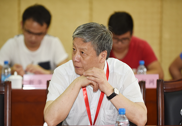专家学者聚西安 议民办高校发展