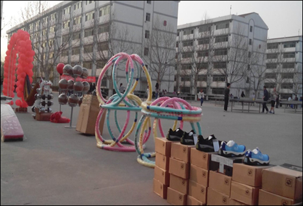 【经管一系】蒲公英举行户外展示活动