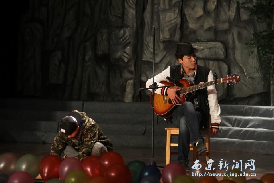 【人文科学系】首届新闻脱口秀大赛举行