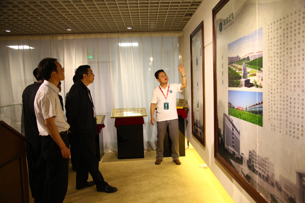省委高教工委专项检查我校党建工作