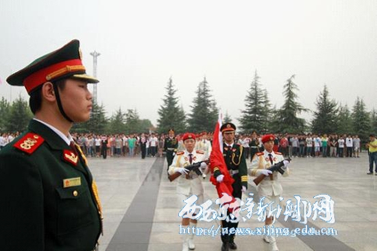 我校多举措抓好2012级新生入学教育
