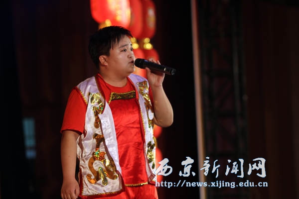 庆祝我校获批硕士研究生试点单位晚会举行