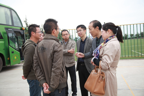 12级学生赴比亚迪实习欢送会隆重举行