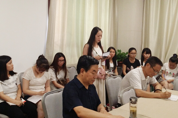 学生座谈会 助推教学质量提升