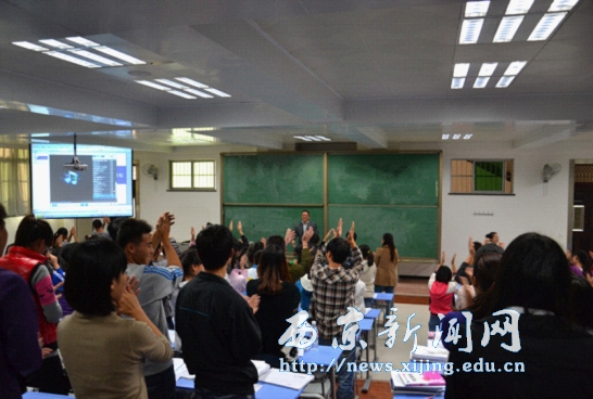 【经管二系】管理者口才艺术讲座举行