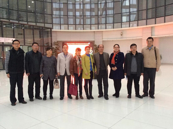 我校图书馆相关人员赴西安电子科技大学参观学习