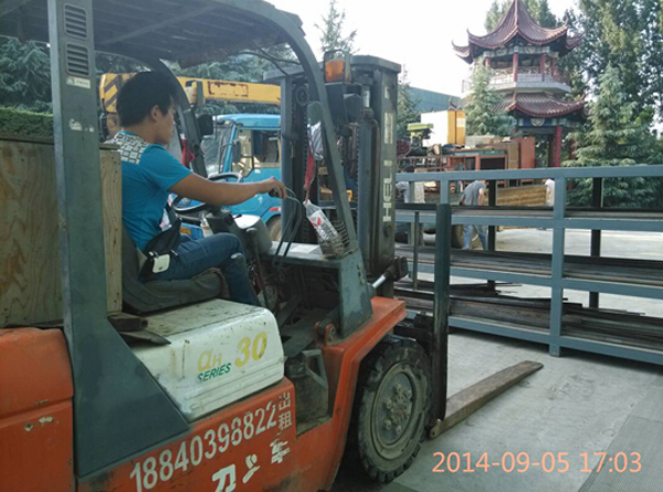 【机械工程学院】工艺工装与钳工实训设备搬迁