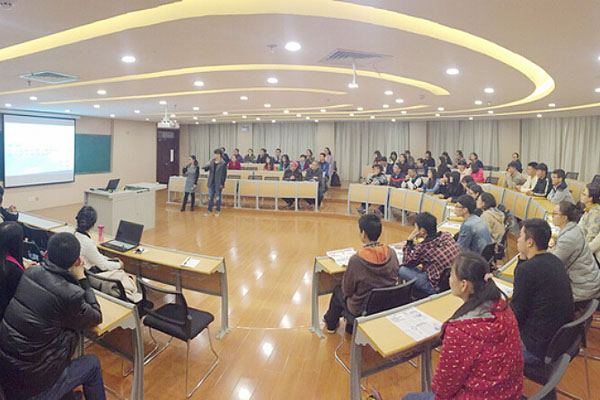 教务处举办翻转课堂观摩课