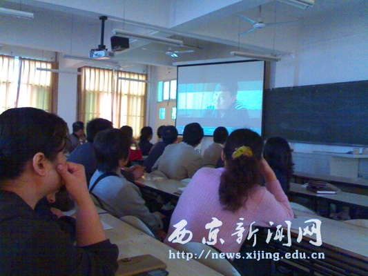 【文理学院】组织教工党员观看警示教育片