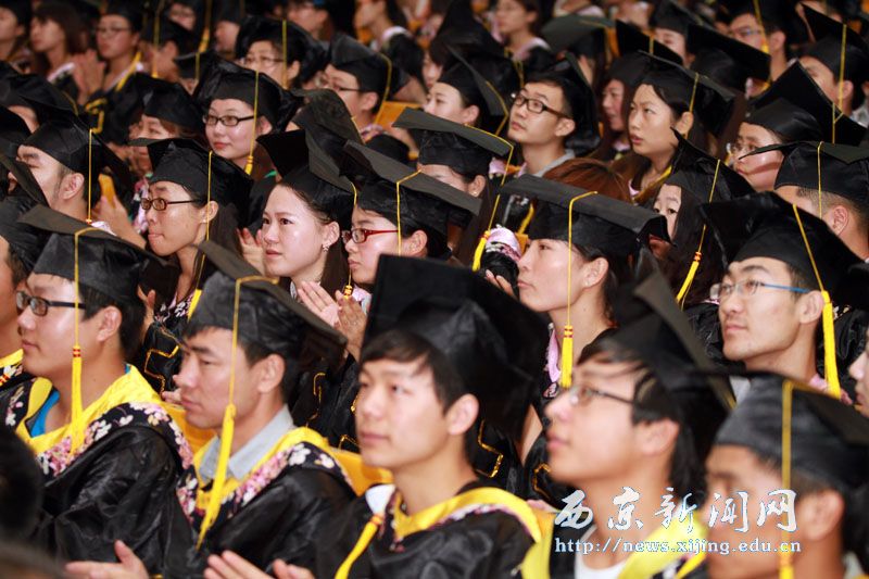 挥别母校再出发 祝福明天会更好