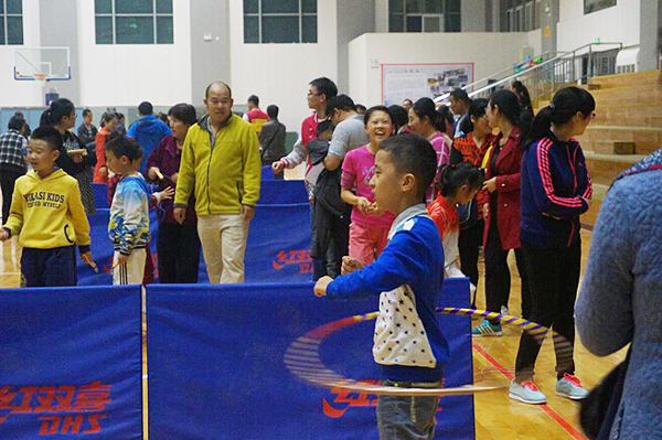 工会与中信银行长安路支行联合举行亲子活动