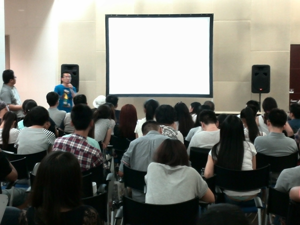 【艺术学院】师生参加校外学术讲座