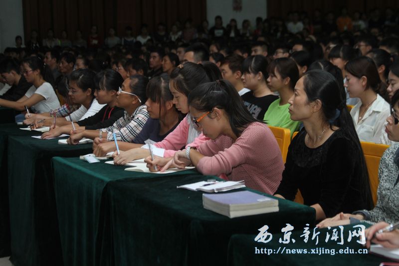 任万钧：青年学生要志存高远能抗败