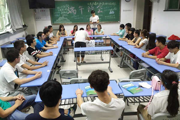 西京学子多项活动庆端午