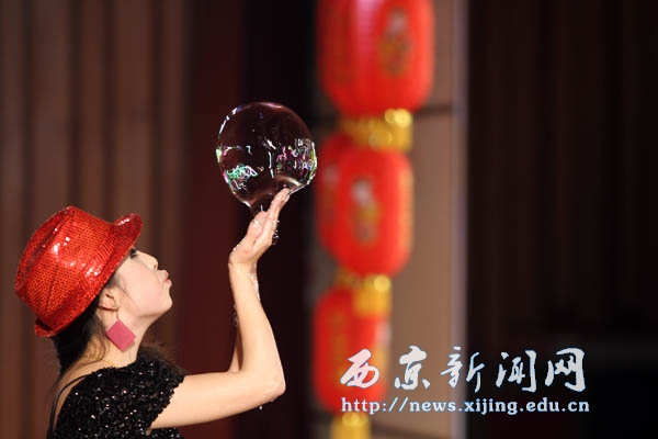 庆祝我校获批硕士研究生试点单位晚会举行