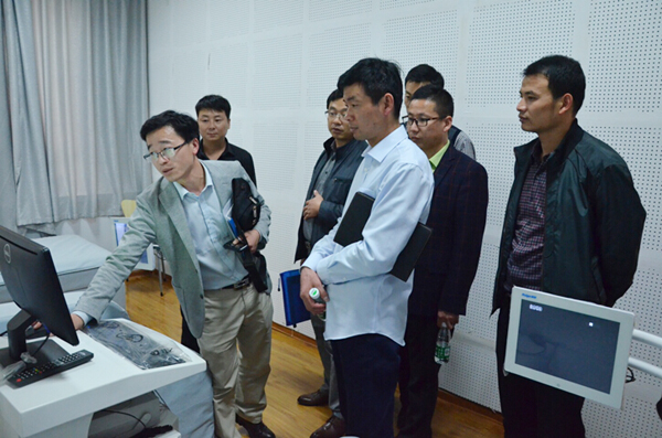 省民办高校教育干部培训班学员西京学院大学生心理咨询工作座谈会举行