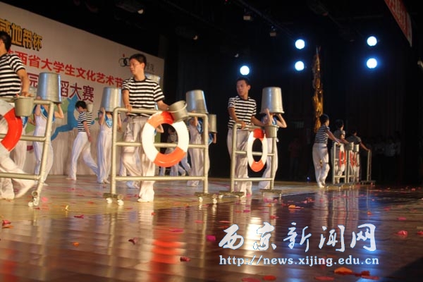 第21届“校园之春”陕西省大学生舞蹈大赛举行