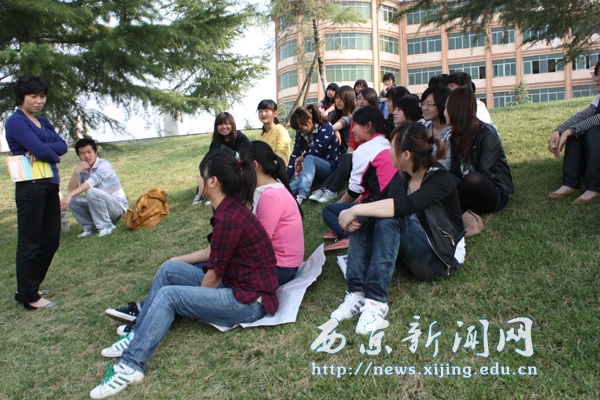 【人文科学系】举办学校英语角活动