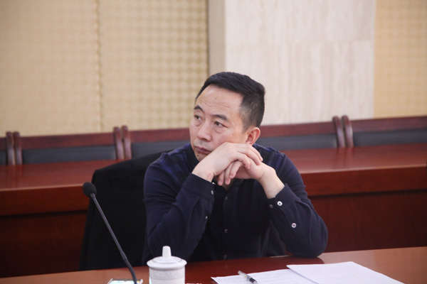 规范党员管理加强党组织建设报告会举行