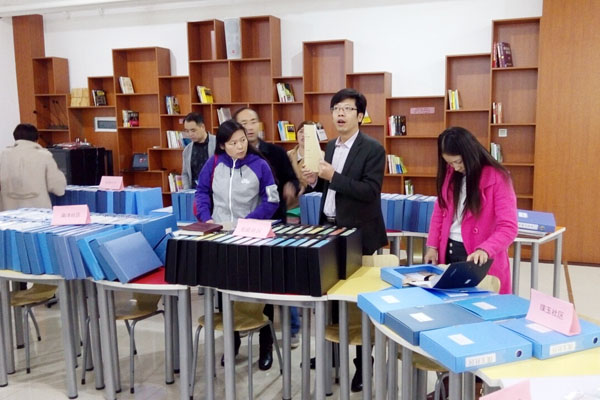 辅导员经常性工作观摩活动举行