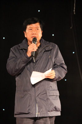喜迎十八大教职工歌咏比赛举行