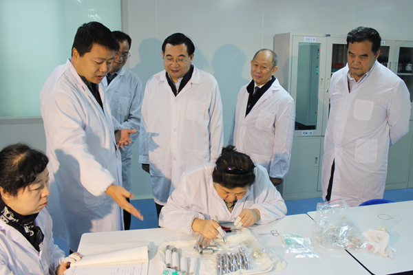 省委副书记胡和平到我校调研