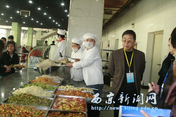 我校以优秀成绩通过创建省级“文明校园”检查验收