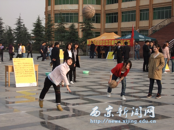 【管理科学系】开展庆祝三八妇女节活动