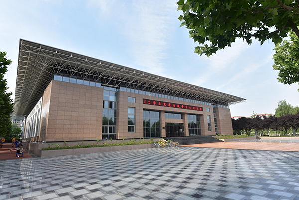 媒体聚焦:西京学院 春风化雨润桃李