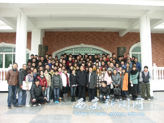 【艺术学院】现代剪纸艺术展在艺舫开幕