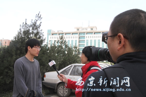 中央电视台新闻频道来我校专访