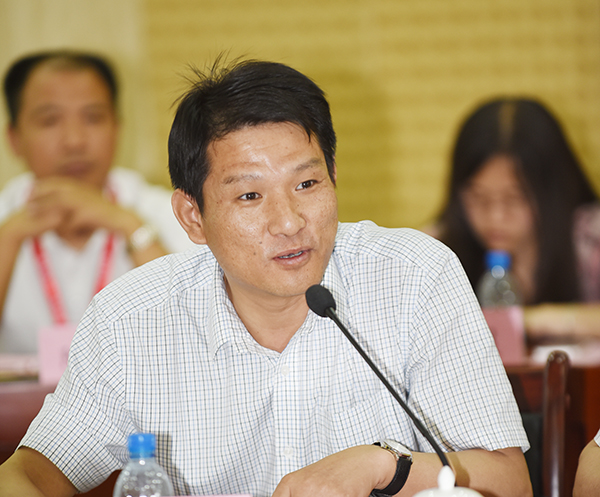 专家学者聚西安 议民办高校发展